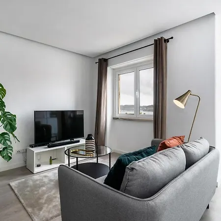 Apartament Luminous Flat With View On Rio Tejo *